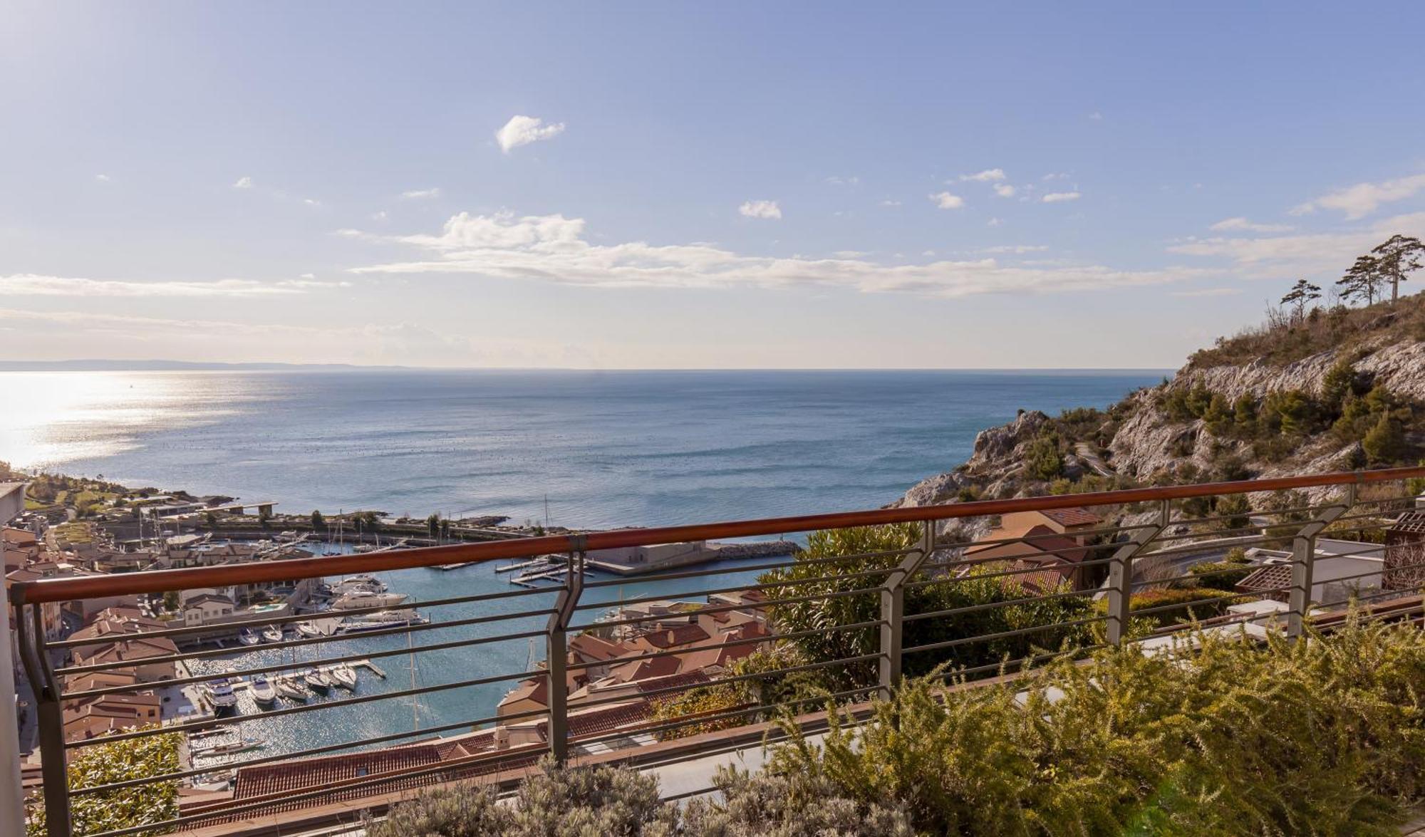 Portopiccolo Avolare Apartments In Panoramic Terrasses - Beach Included Sistiana Eksteriør bilde